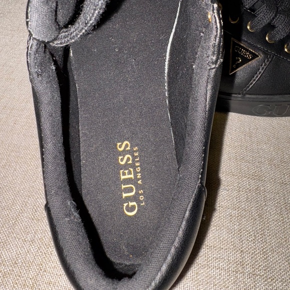 Guess | Women's Sneakers Black with Gold accents | Size 9M - Picture 4 of 8